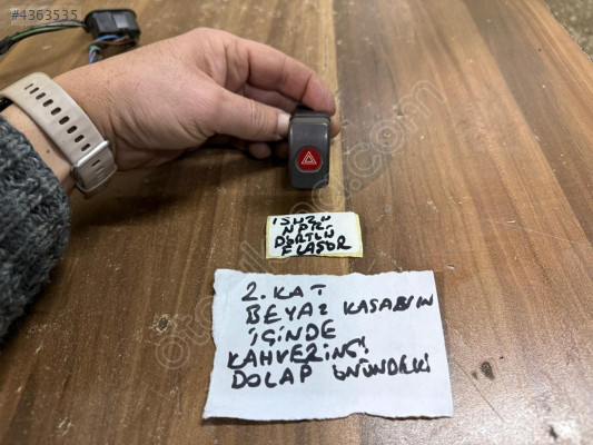 ISUZU NPR DÖRTLÜ FLAŞÖR DÜĞMESİ ORJİNAL ÇIKMA TEMİZ