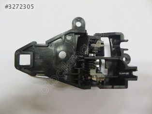MITSUBISHI LANCER- 08/16; ÖN KAPI İÇ AÇMA KOLU SOL (ELCEĞİ