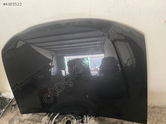 Dacıa duster motor kaputu hatasız boyasız Orjinal