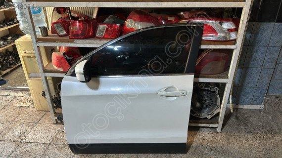 2017-2019 NİSSAN QASHQAİ SOL ÖN KAPI SEDEFLİ BEYAZ ORJ ÇIKMA