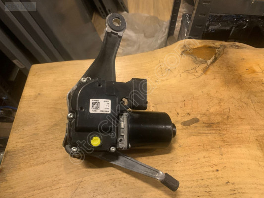 FORD TRANSİT SOL CAM SİLME MOTORU GK21-17501