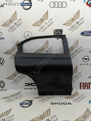 HONDA HR-V SAĞ ARKA KAPI ORiJİNAL ÇIKMA