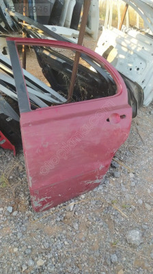 Nissan Micra 2009 sol arka kapı