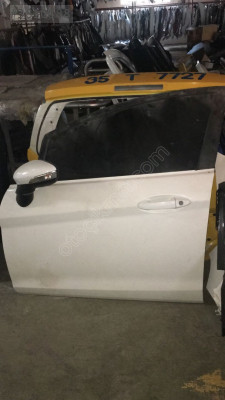 2015 FORD FİESTA SOL ÖN KAPI DOLU HATASIZ