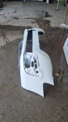 Ctroen berlingo 2015 model  on tampon