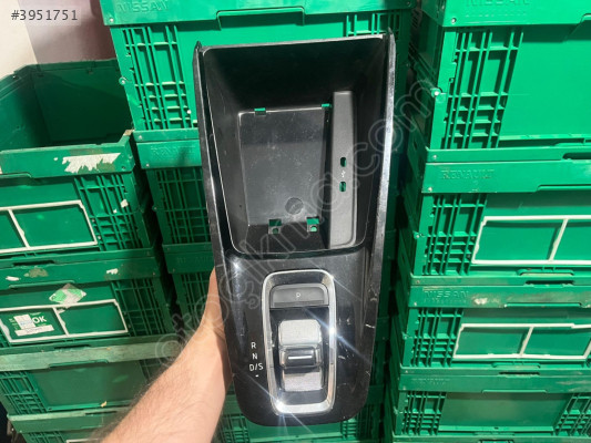 OCTAVİA VİTES ÇERÇEVESİ VE KOLU ORJİNAL 5E4713203BJ