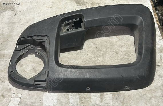 FİAT DUCATO SAĞ ÖN KAPI DÖŞEMESİ