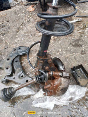 COROLLA AE101 ÖN ARKA TAŞIYICI PORYA