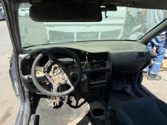 95-00 Model Ford Escort için Komple Torpido Parçası