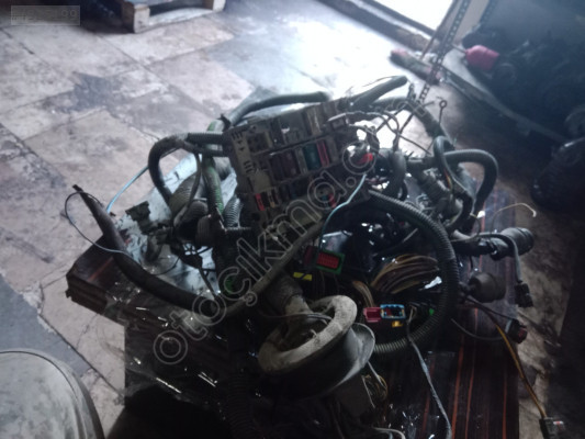 Peugeot partner 2001 düz motor torpito elektrik tesisat