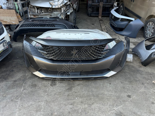 Peugeot 3008 Suw ön tampon dolu