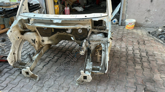 2018-2024 VW TRNASPORTER T8 ÖN PODYE