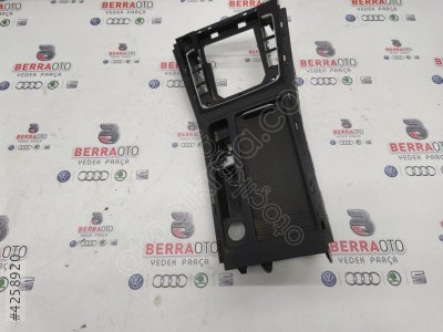 VOLKSWAGEN GOLF 7 ORTA KONSOL BARDAKLIK