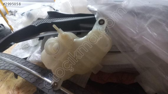 OPEL CORSA E YEDEK SU BİDONU.OTO ERKAN ÜNYE