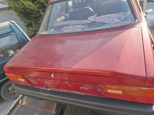 Ford Taunus bagaj kapağı
