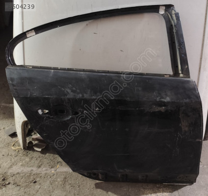 RENAULT FLUENCE SAĞ ARKA KAPI ÇIKMA PARÇA