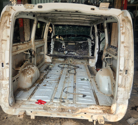 MERCEDES VİTO 2013 ORİJİNAL TAVAN ARKA