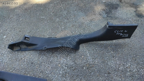 RENAULT CLİO 4 SAĞ ÖN KAPI ALT KAPLAMA
