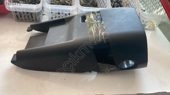2010-15 VW PASSAT B6 ORJ ÇIKMA DİREKSİYON ALT ÜST KAPAK