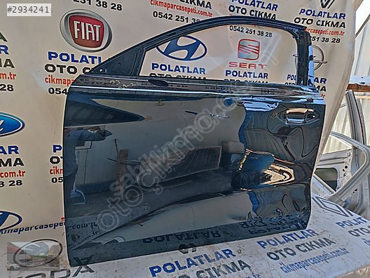 Audi A3 sedan ön sol kapı Orjinal göçük hasarlı 2021-2024 siyah