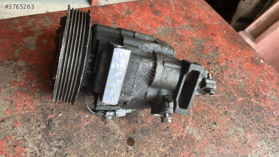 FORD FİESTA KLİMA KOMPRESÖRÜ ÇIKMA ÇEVİK OTO