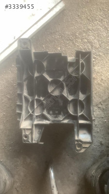 8T0907368 AUDİ A4 RADYO BRAKETİ
