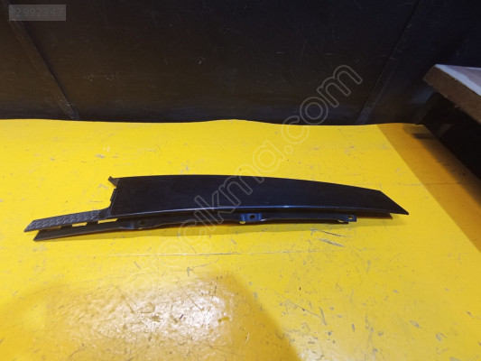 SKODA OCTAVİA SOL ARKA KAPI ÖN BAKALİT SIFIR 5E0839901C