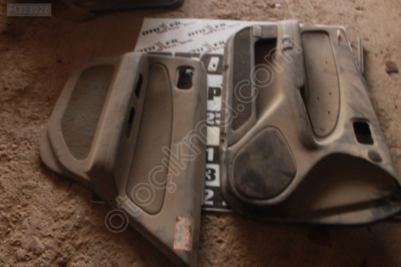 NİSSAN MAXİMA KAPI KARTONU