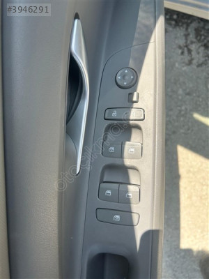 2021 Hyundai Elantra Dörtlü Cam Düğmesi