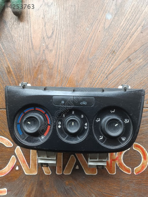 TEKİNLER OTO ÇIKMA  Doblo 2013 klima kontrol paneli