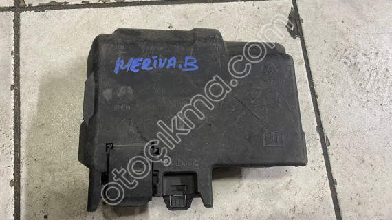 OPEL MERİVA B AKÜ ÜSTÜ SİGORTA KUTUSU 13362767 CANCAN OPEL