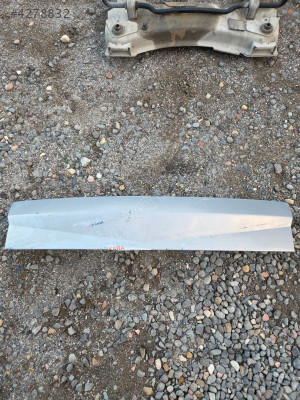 Megane 2 HB Orjinal Bagaj Kapağı Bandı / Çıtası / Bakaliti