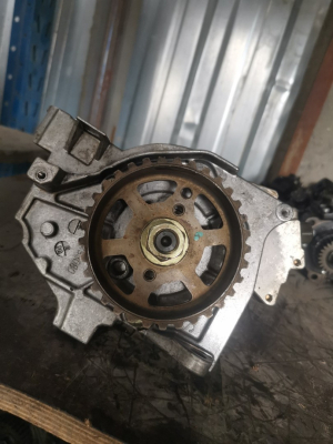 1.6 Tdci Ford Focus  C-Max Mazot Pompası 9651844380