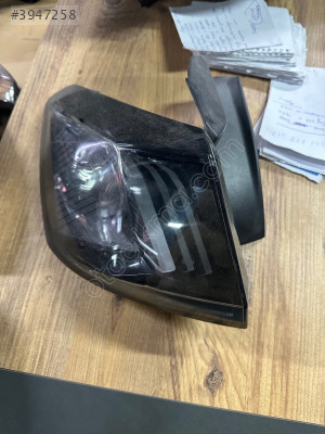 Peugeo 3008 sol arka stop orjinal