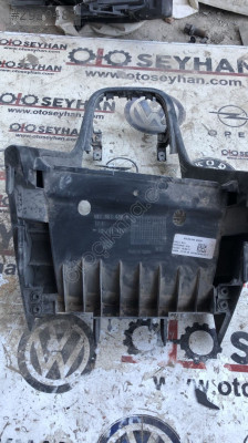 6R1863680 Volkswagen Polo 2017 1.2 tsı orta konsol