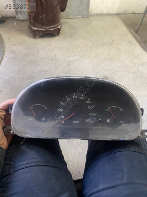 Hyundai Accent kilometre saati