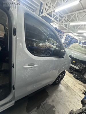 Opel zafira sağ ön kapı