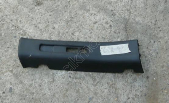 9616156877 Peugeot 306 emniyet kemeri iç kaplama