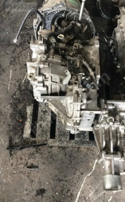 MITSUBISHI OUTLANDER ÇIKMA ÖN ARAZİ DEFRANSİYELİ