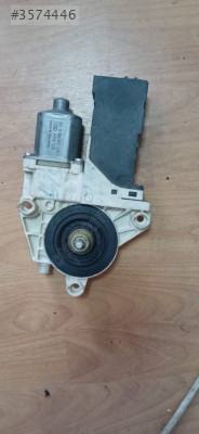 0130822201 Peugeot 407 sol ön cam krikosu motoru