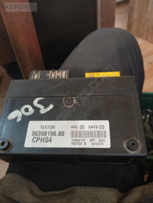 PEUGEOT 306 MERKEZİ KİLİT BEYNİ