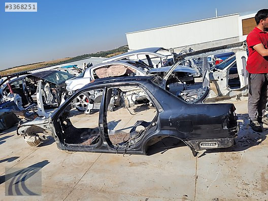 TOYOTA COROLLA 1999 ÇIKMA SOL ARKA ÇAMURLUK