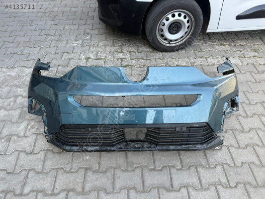 2025 Berlingo ön tampon ızgara
