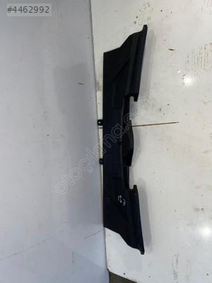 BMW E90 KLİMA FİLTRE KAPAĞI