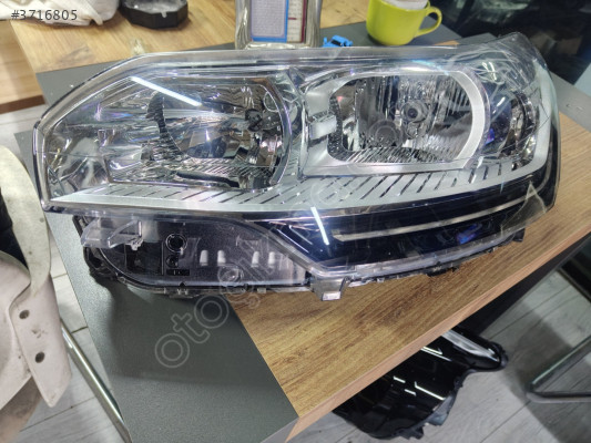 Citroen C5 sol ön far sıfır ayarında hatasız