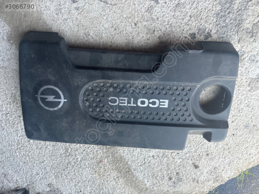 Corsa D 1.3 Motor Koruma Üst Kapağı