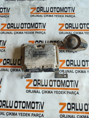 Skoda Octavia motor beyni 038 906 019 PB