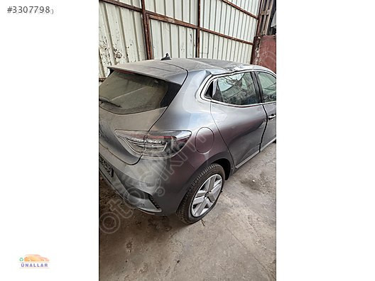 RENAULT CLİO DEPO KAPAĞI ÜNALLAR OTO ÇIKMA YEDEK PARÇA
