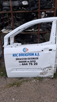 FORD COURİER SOL ÖN KAPII ÇIKMA ORJİNAL