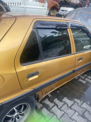 Citroen sakso sağ arka kapı orijinal hasarsız